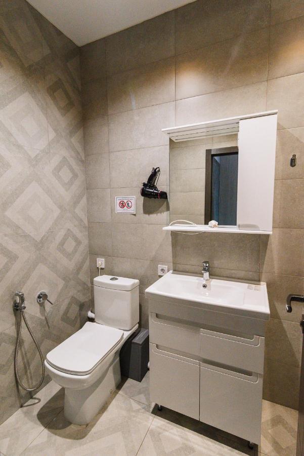 Royal Tower Luxurious Smart Residence เคียฟ ภายนอก รูปภาพ