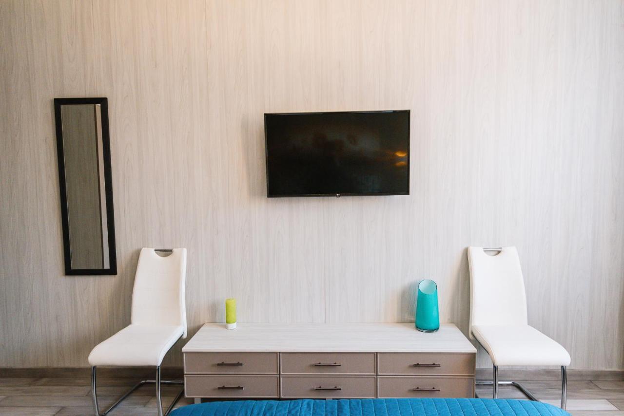 Royal Tower Luxurious Smart Residence เคียฟ ภายนอก รูปภาพ